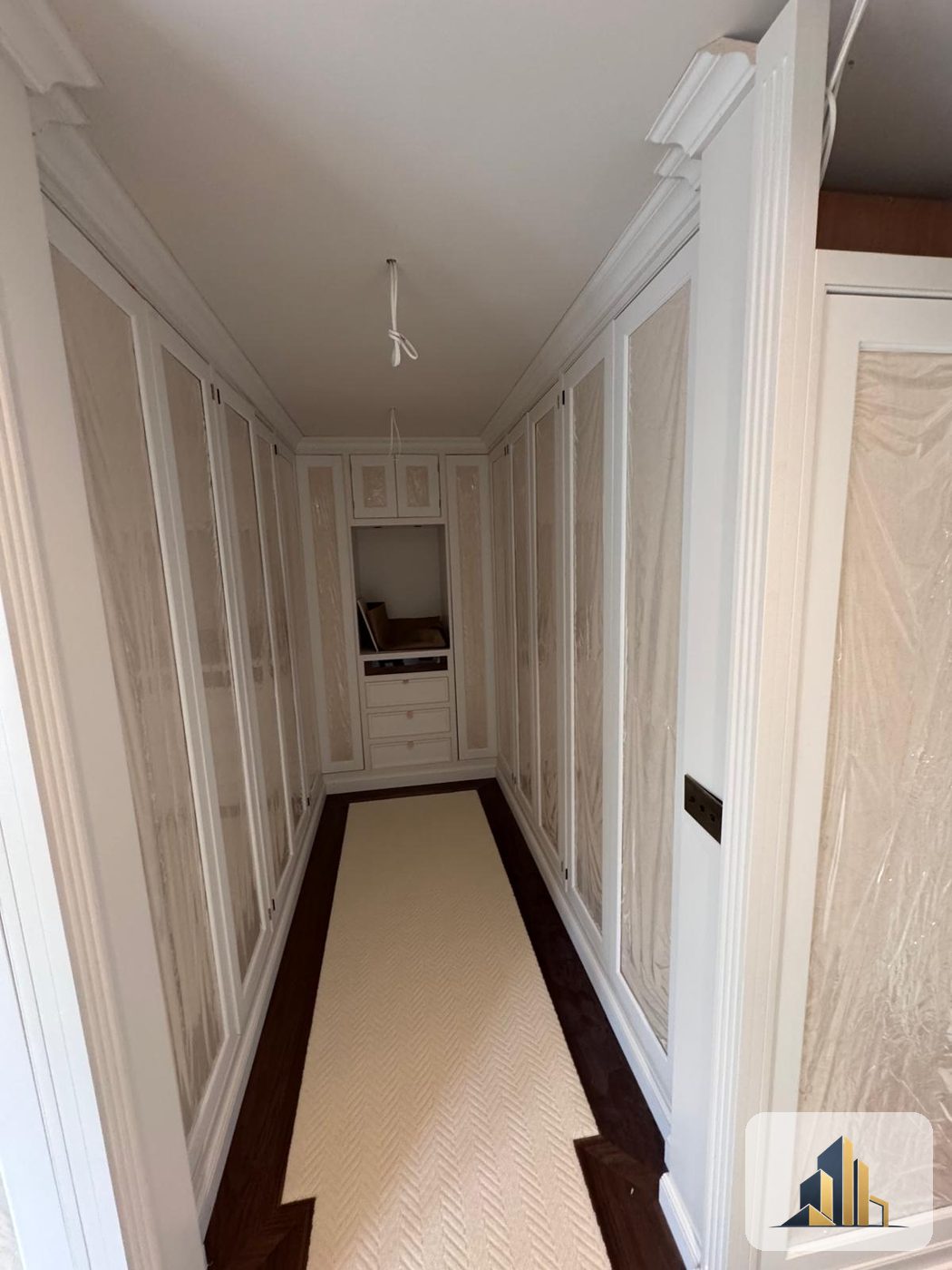 Walk-in dressing room, Wimbledon