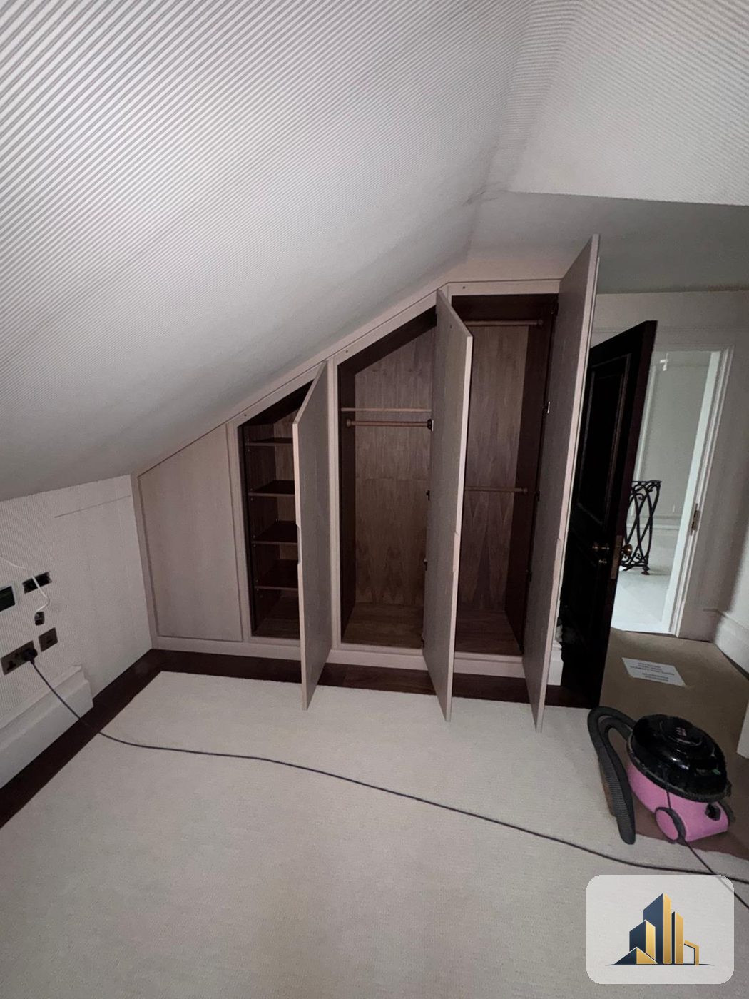 Fitted wardrobes, Wimbledon